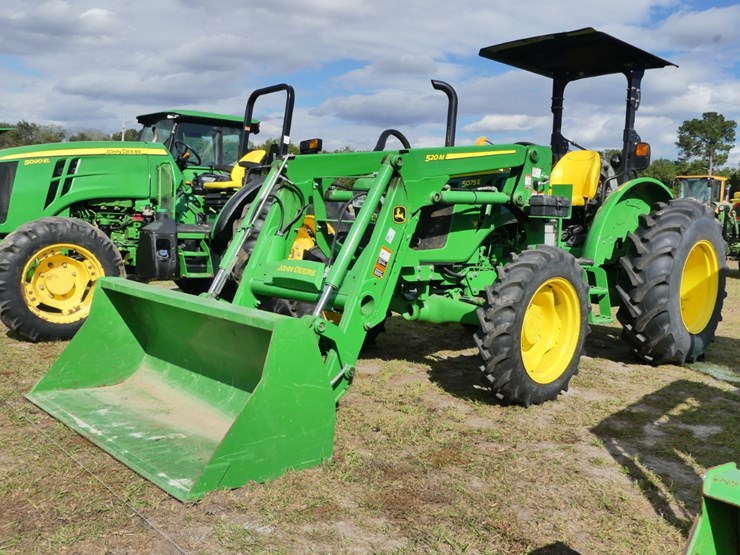 2021-john-deere-5075e-image-1