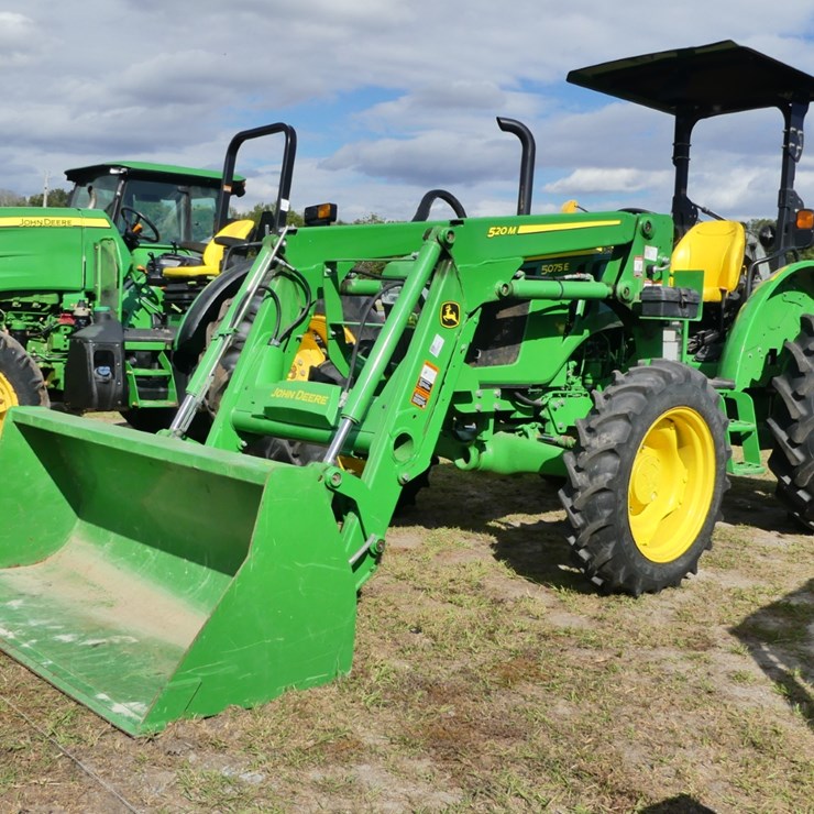 2021 JOHN DEERE 5075E