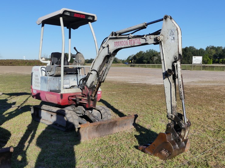 takeuchi-tb016-image-2