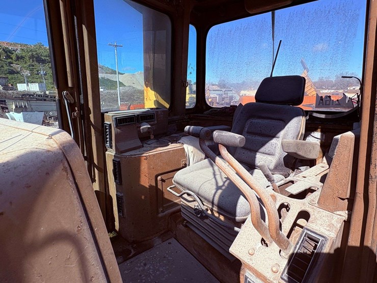 1985-caterpillar-d8l-image-50