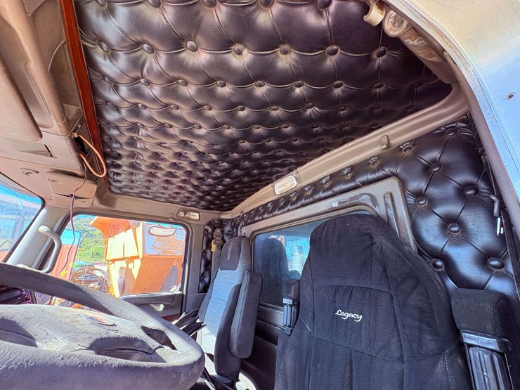 2007-kenworth-t800-image-62