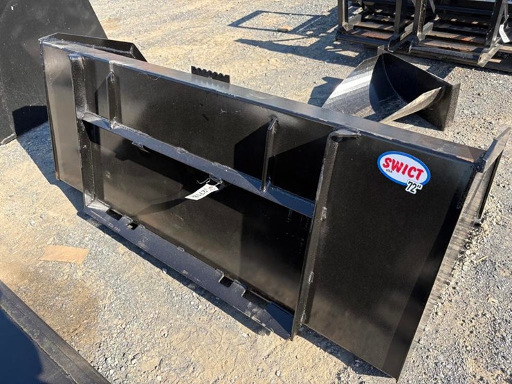 72in-large-capacity-bucket-image-3