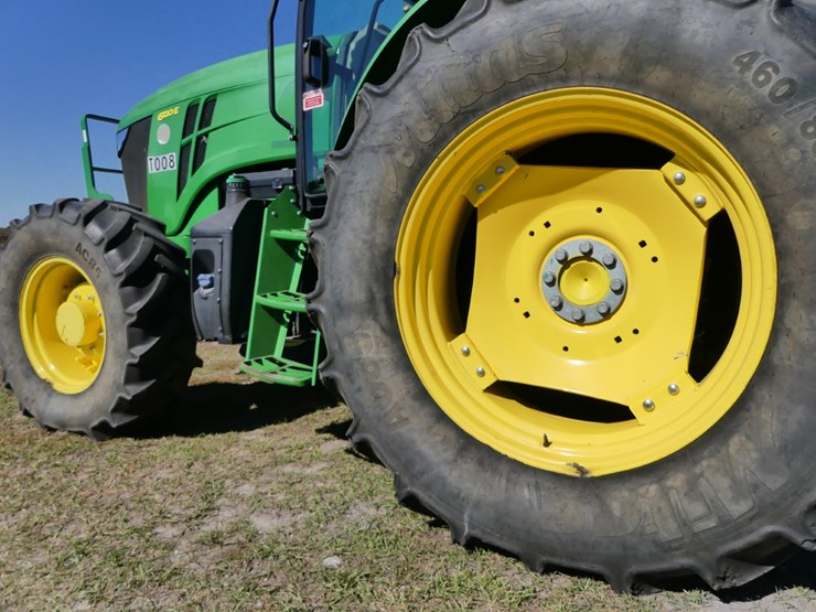 2017-john-deere-6120e-image-8