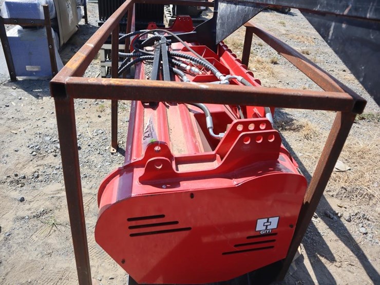 giyi-skid-steer-drum-shredder-image-4