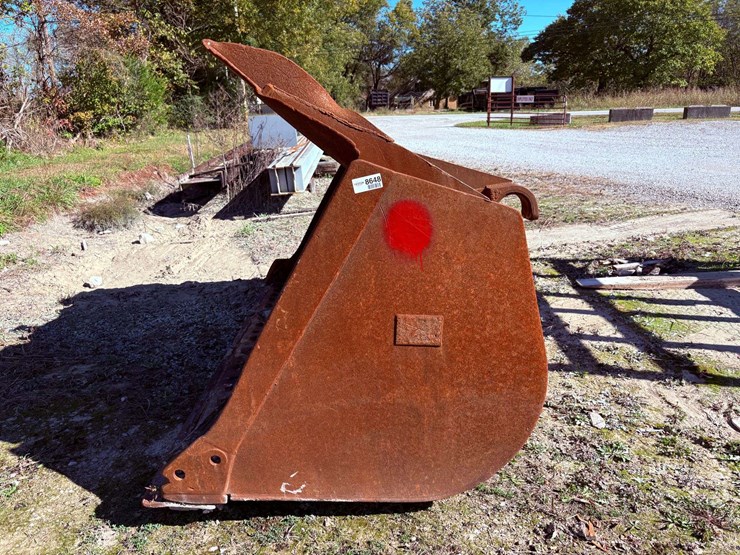 smooth-bucket-attachment-image-7