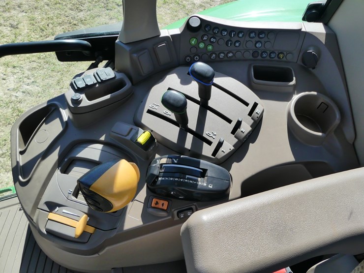 2022-john-deere-6120m-image-14