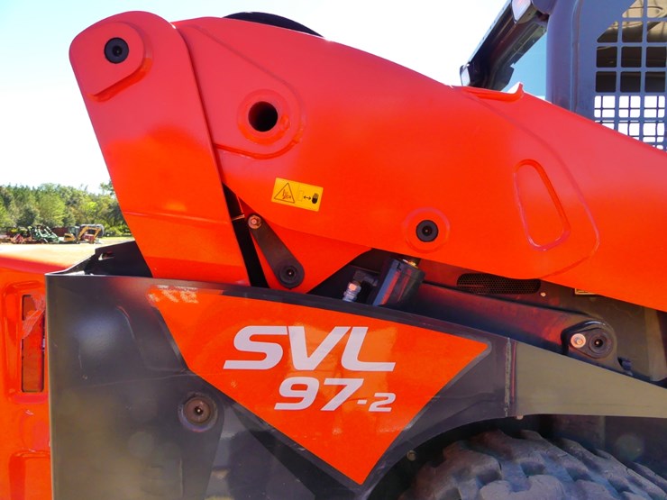 2023-kubota-svl97-2-image-7