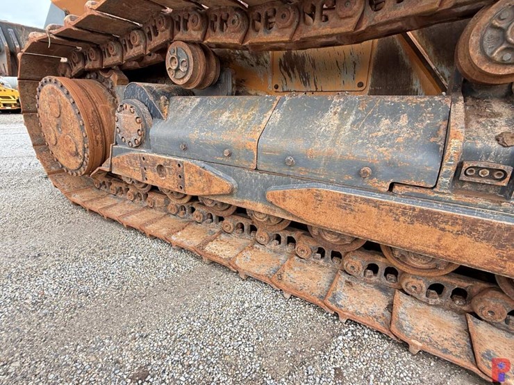 2014-case-2050m-image-7