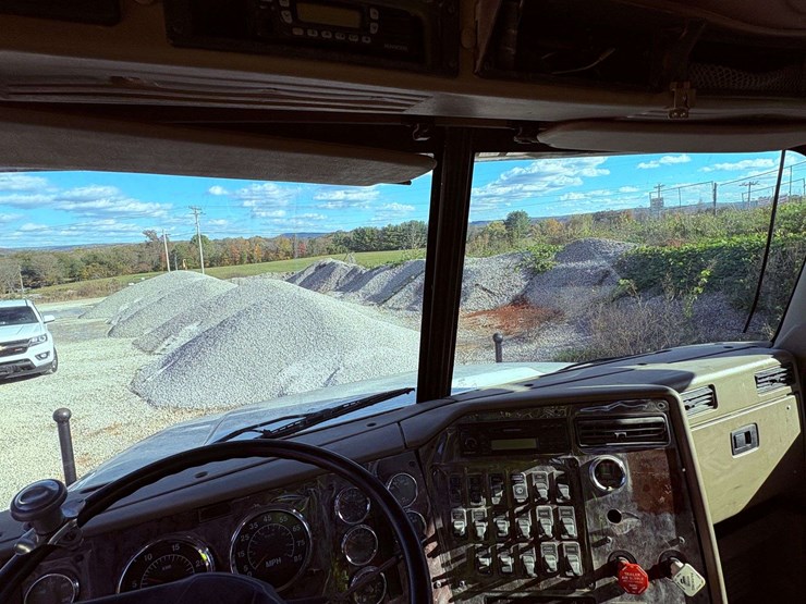 2007-international-paystar-5600i-image-61