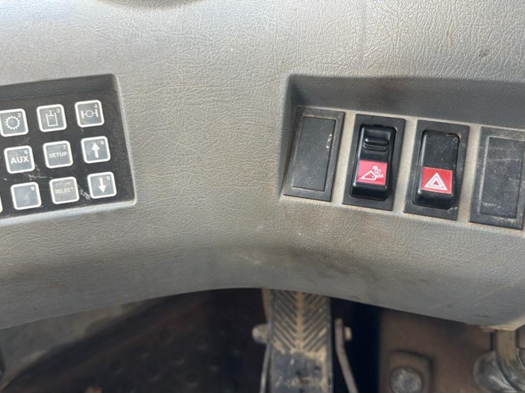 2005-volvo-l90e-image-51