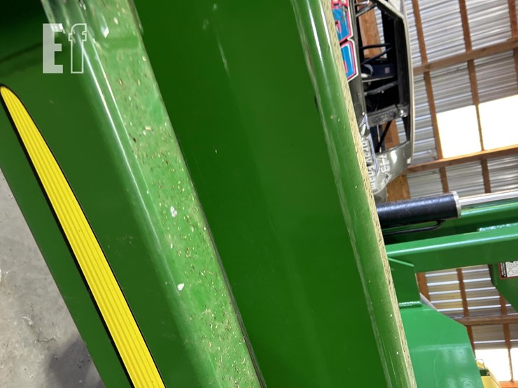 2014-john-deere-db60-image-21