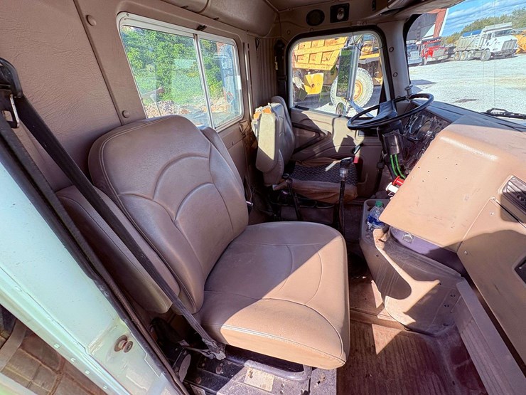 2007-international-paystar-5600i-image-45