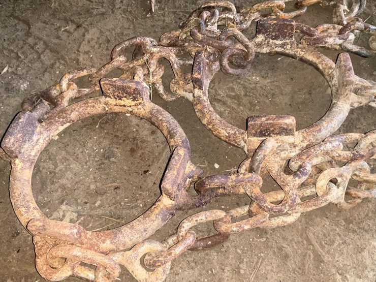 #302-•-skidder-bearclaw-tire-chains-image-3