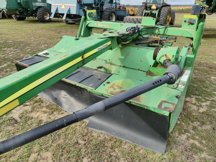 2009-john-deere-630-image-7