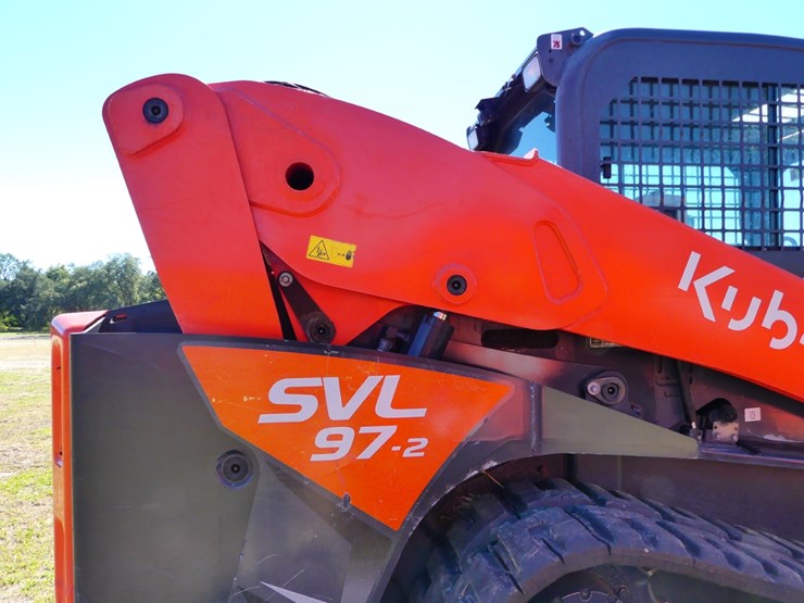2021-kubota-svl97-2-image-10