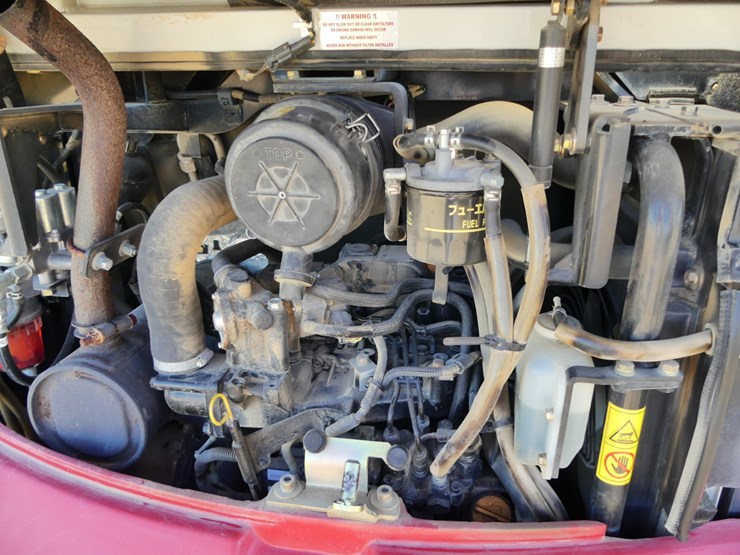 takeuchi-tb235-2-image-8