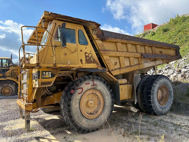 1992-caterpillar-773b-image-1