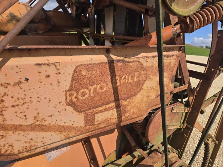 #5829-•-ac-round-baler---**parts-only**-image-10