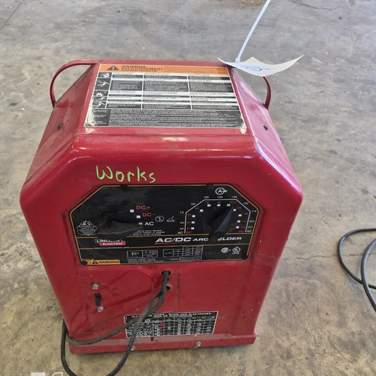 LINCOLN AC/DC ARC WELDER