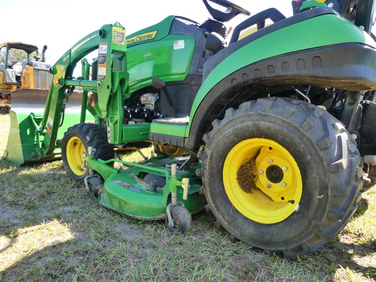 2018-john-deere-1025r-image-6