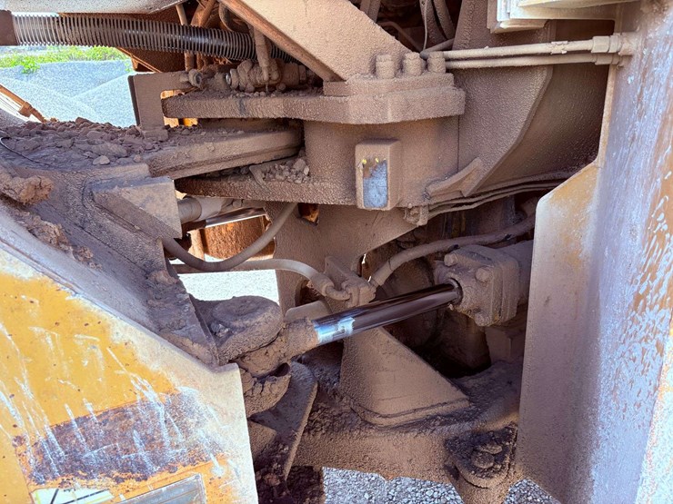 1984-caterpillar-988b-image-21