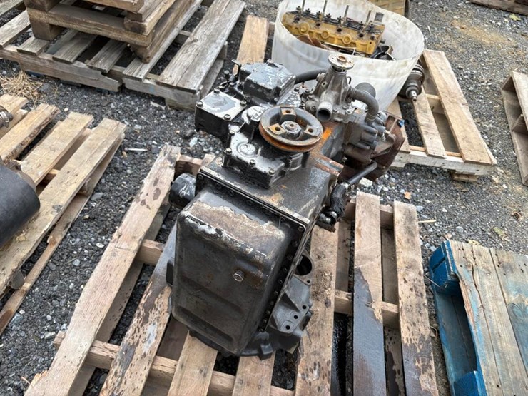 new-holland-ls170-image-6