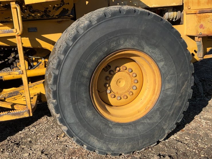 1993-deere-544g-image-29