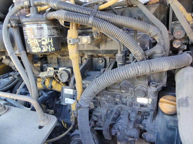 2014-deere-304k-image-8