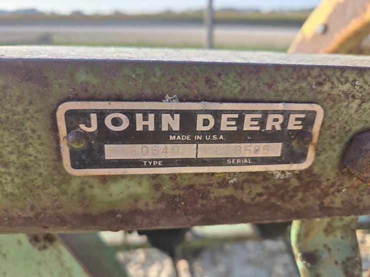 john-deere-640-image-3