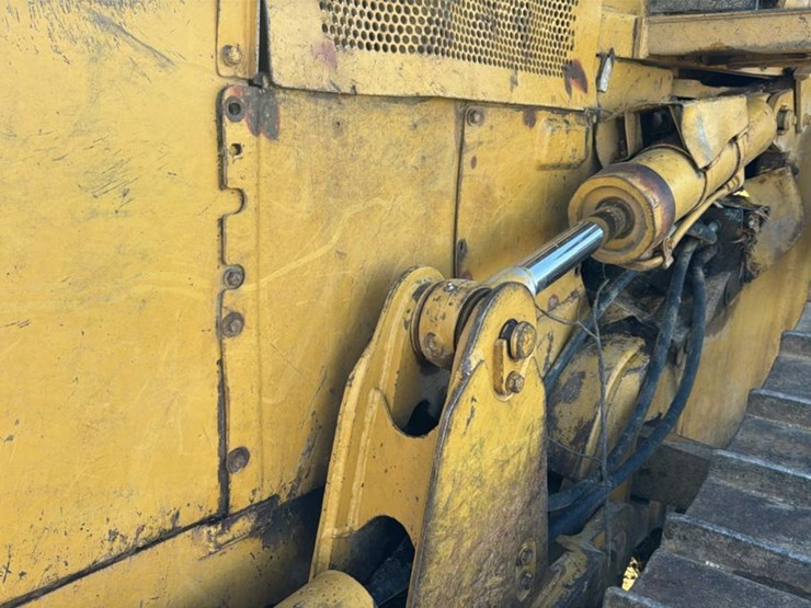 1989-caterpillar-d4h-image-33
