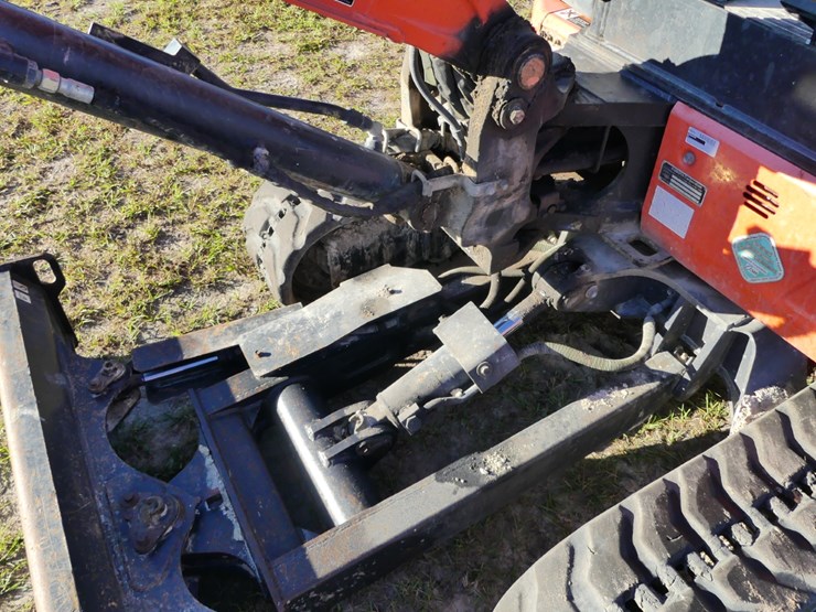 2021-kubota-kx033-4-image-11