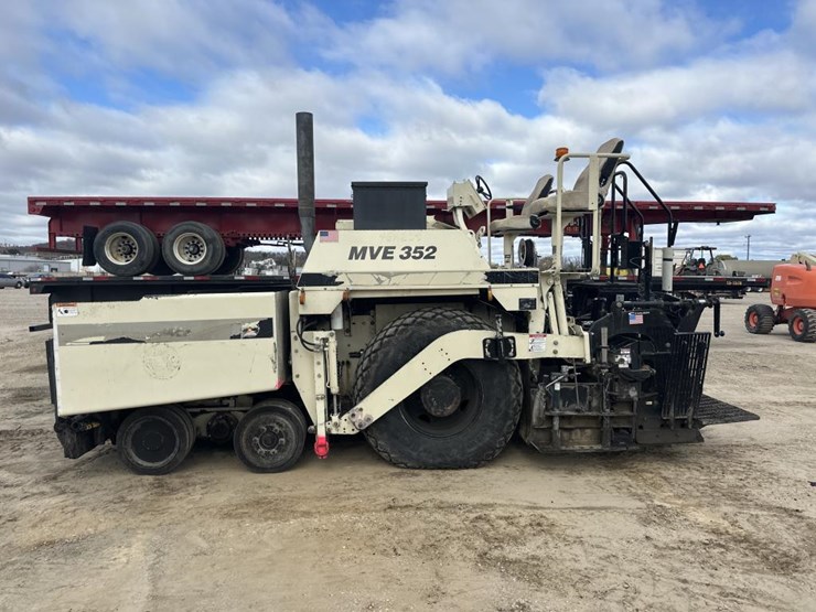 cedarapids-cr352-image-2