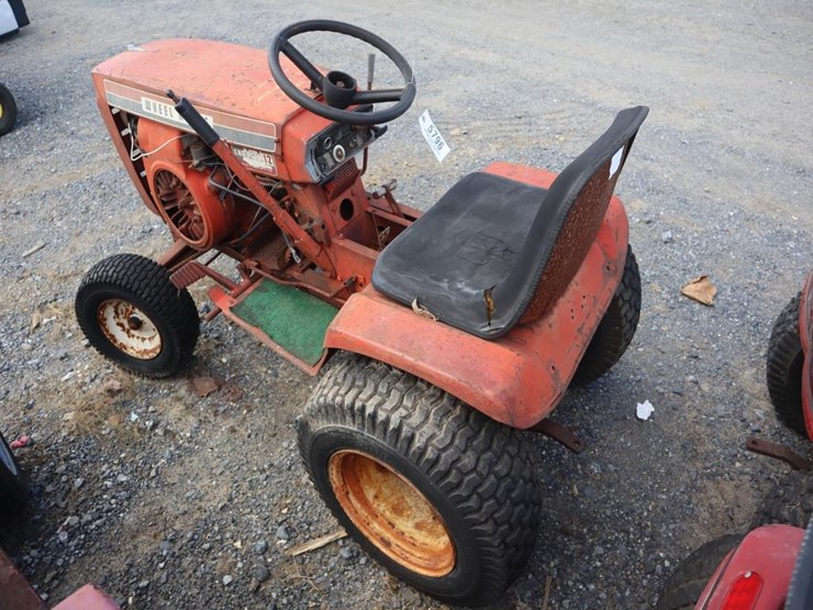 wheel-horse-lawn-&-garden-tractor-image-6