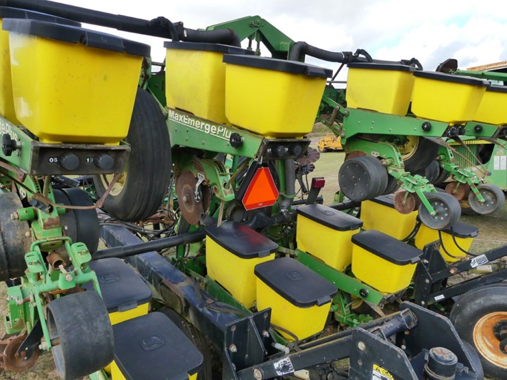 john-deere-1720-image-6