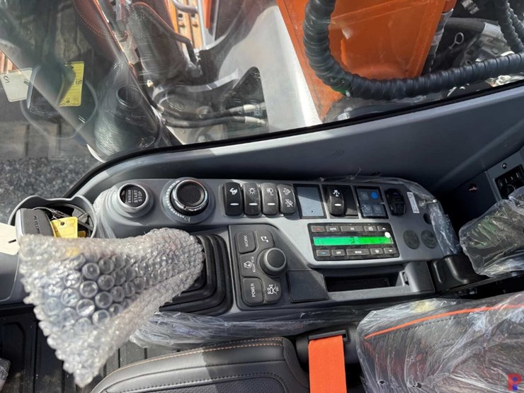 2024-develon-dx140lc-7k-image-18