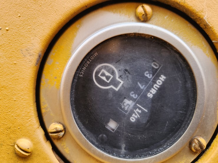 john-deere-450-image-11