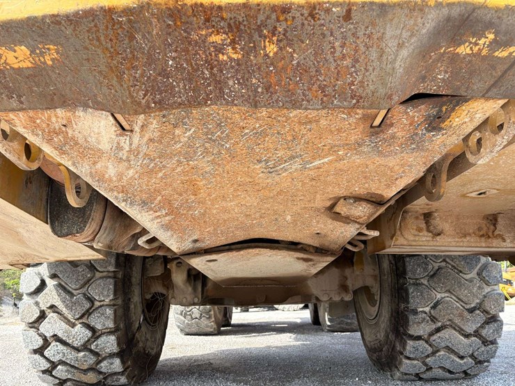 2006-caterpillar-740-image-14