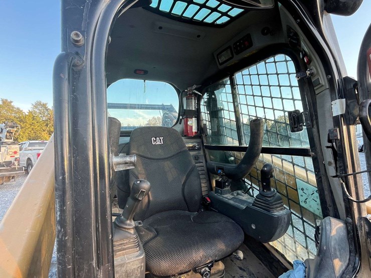 2020-caterpillar-289d3-image-33