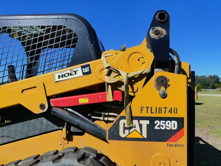 2018-caterpillar-259d-image-8