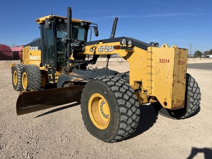 2018-deere-872gp-image-7