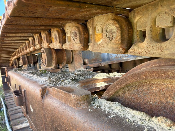 1998-caterpillar-375l-image-26