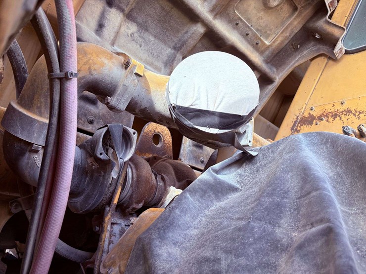 1994-caterpillar-773b-image-32