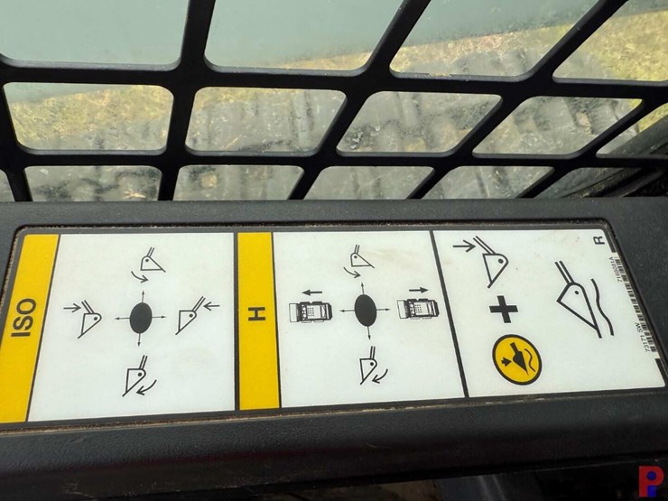 2023-bobcat-t76-image-19