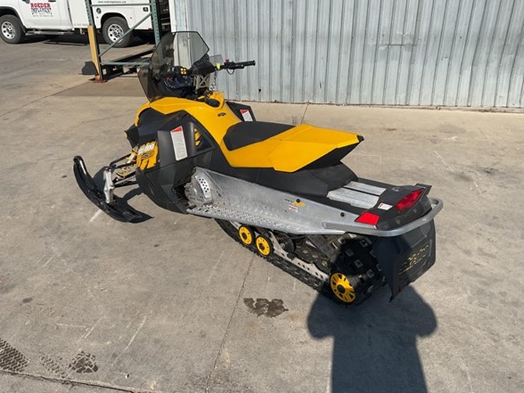 #68-•-2009-ski-doo-mxz-adrenaline-600-ho-etec-snowmobile-image-3