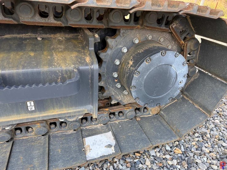 2024-develon-dx140lc-7k-image-11