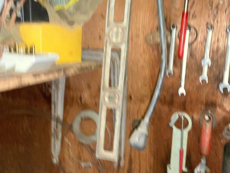 #754-•-wrenches,-tools,-miscellanous-parts-image-14