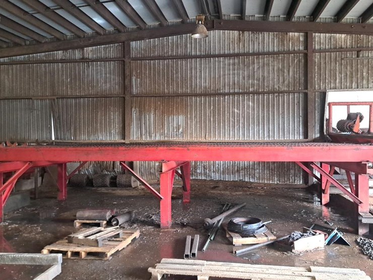 #121-•-4-stand-log-deck-image-10