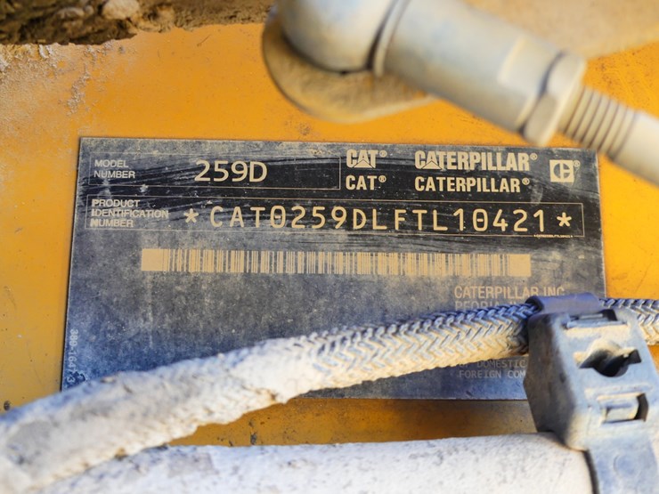 2017-caterpillar-259d-image-18