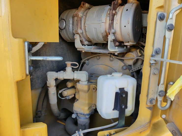 caterpillar-308cr-image-11