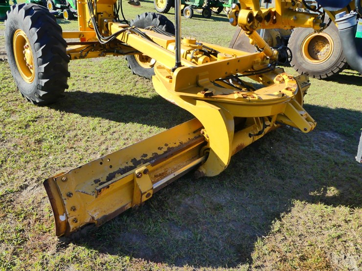 2018-caterpillar-12m3-image-7